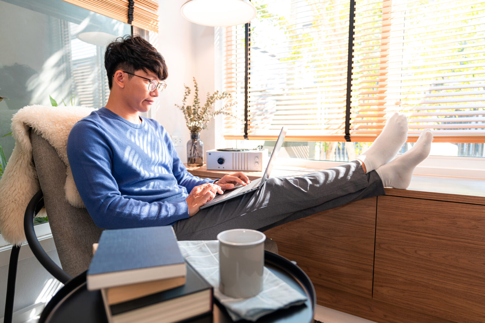 How to Choose Where to Sell Digital Products